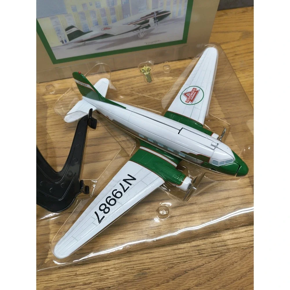Vintage Conoco‎ Douglas DC-3 Aircraft Bank Commemorative Edition NIP